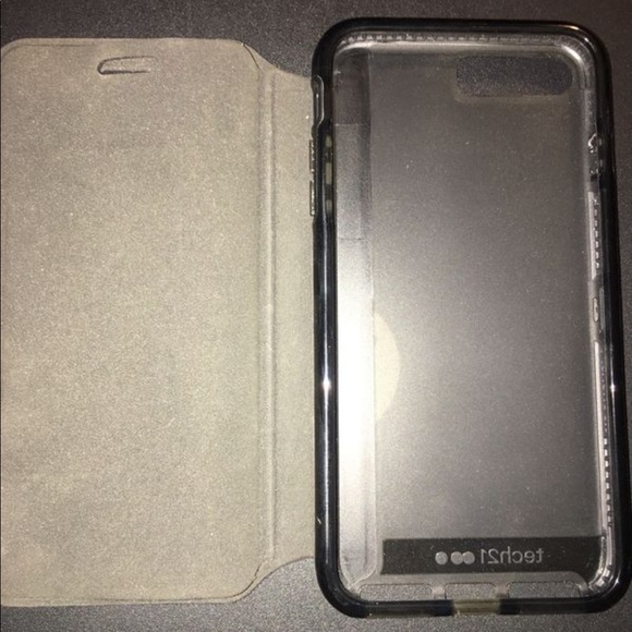 Tech21 Case for iPhone - Picture 4 of 4